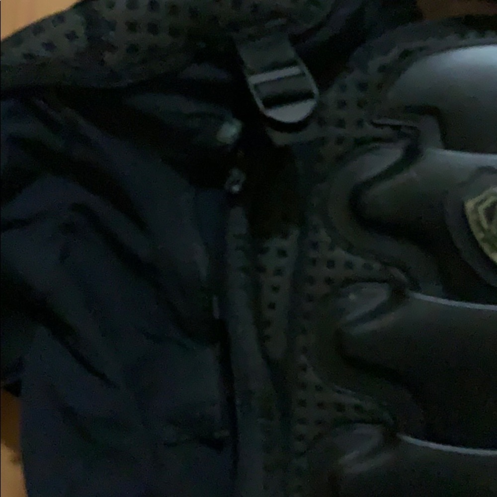 Safety Mesh padded Motorcycle jacket - Picture 9 of 10